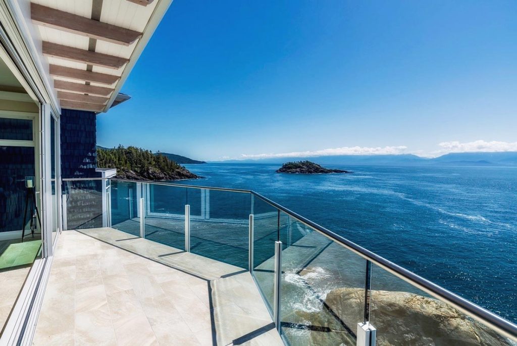 Sunlight and the breathtaking views at SookePoint actively support your health